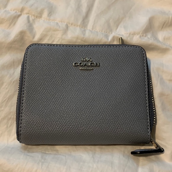Wallet - Picture 1 of 7